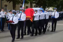 Cérémonie d'hommage au capitaine Eric Monroy