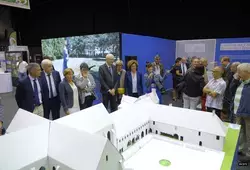 Foire du Mans - Un stand royal