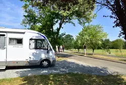 L'inauguration de l'aire de camping-car de Luché-Pringé
