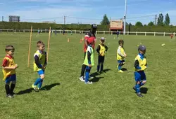 Les joueurs du Mans FC à la rencontre des jeunes footballeurs du Lude