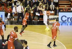MSB – CHOLET : 1er match à la maison, 1ère victoire de la saison