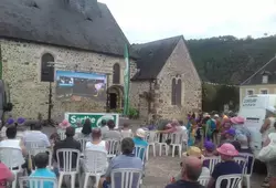 Passage à Saint-Léonard-des-Bois