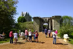 Le Donjon de Ballon monument préféré des Sarthois