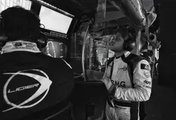 Pitlane en noir et blanc