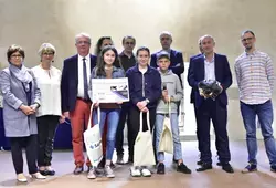 La classe de 5ème du collège Ambroise-Paré du Mans a reçu le 4ème prix