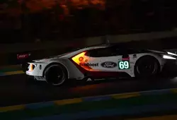 La nuit, tout n'est pas gris