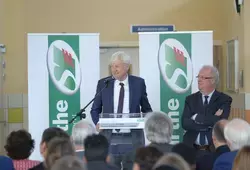 Le Mans : inauguration du collège Pierre-Gilles de Gennes