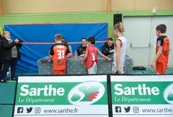 Des joueurs du MSB à la rencontre des jeunes basketteurs