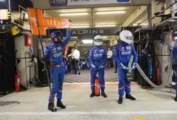 Crépuscule sur le circuit et début de nuit