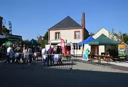 Image d'illustration de la table-ronde à Tresson