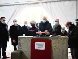 Pose de la première pierre du centre de secours Montmirail-Gréez