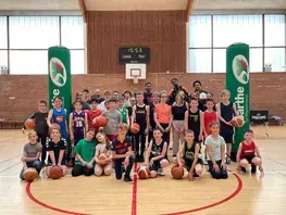 Le MSB rencontre les jeunes basketteurs à Bouloire