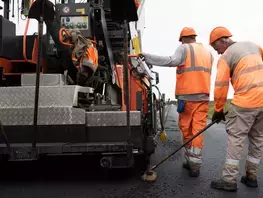 Travaux d'enrobés route de Laval