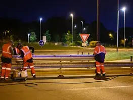 Montage du circuit des 24 Heures du Mans par les agents du Département !