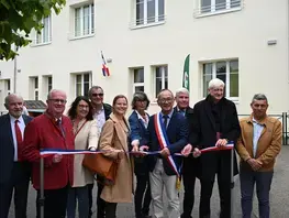 Inauguration de la mairie et de l'école de Chahaignes