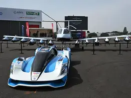 Présentation du Dragonfly, premier avion à hydrogène en Sarthe