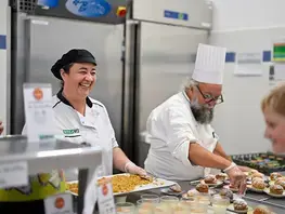 Un repas concocté par des chefs-restaurateurs pour les collégiens sarthois