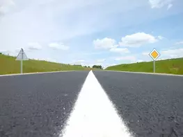 Fortes chaleurs : les routes sarthoises traitées à la chaux ! (photo d'illustration)