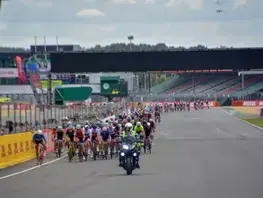 24 Heures vélo : succès populaire et victoire néerlandaise