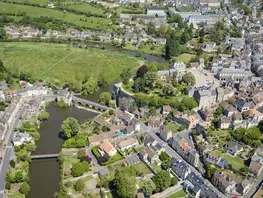 Fresnay-sur-Sarthe, village préféré des Français ?