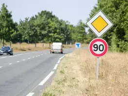 route à 90km/h