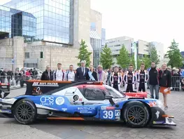 La SO24 en présentation dans les rues du Mans