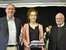 2ème prix collège à Marion Hédin (Petit-Versailles)