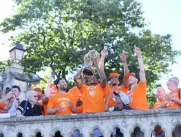 Retour triomphal des Champions de France