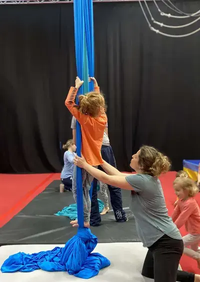 Stages cirque en famille | Vacances d'été
