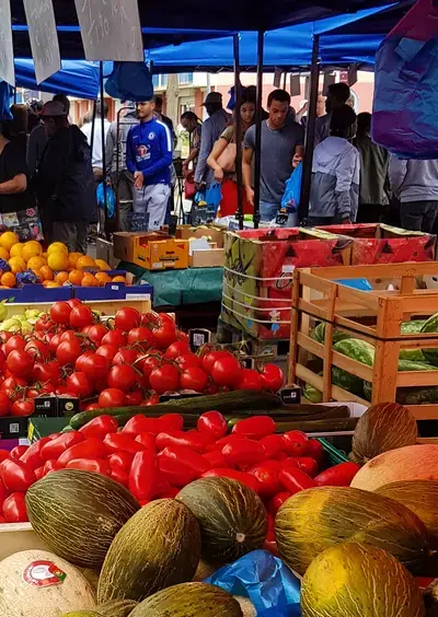 Marché des Sablons - Le Mans
