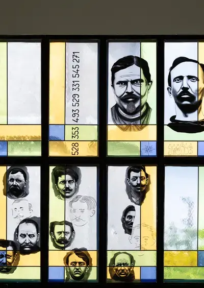 Rencontre avec un maitre-verrier au musée d'archéologie