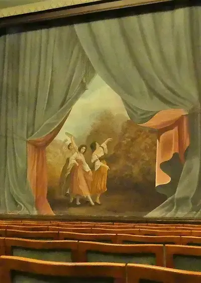 Visite guidée du théâtre de la halle au blé - La Flèche