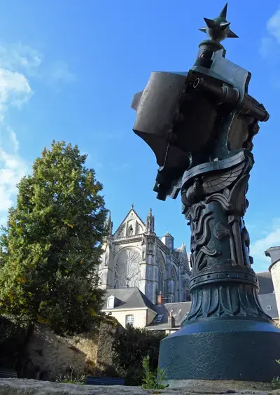 Balade contée dans la Cité Plantagenêt : Les Bollée