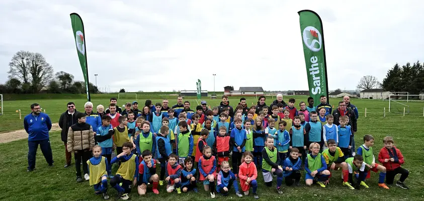 Le Département invite de jeunes Sarthois à la rencontre de footballeurs du Mans FC