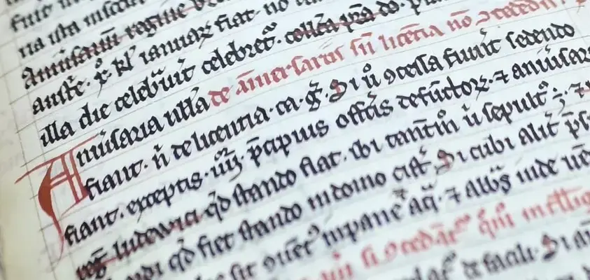 Le Conseil départemental présente un manuscrit inédit du XIIIe siècle
