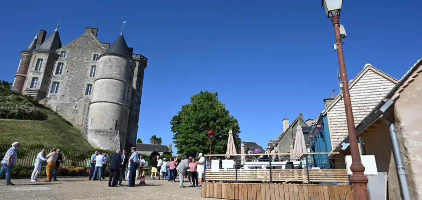 Le restaurant Le Chandelier à Montmirail est prêt à accueillir sa clientèle