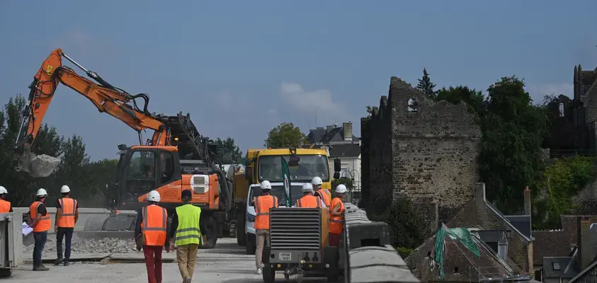 Les travaux du pont de Beaumont-sur-Sarthe se poursuivent