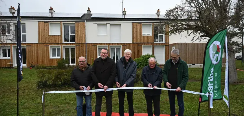 La résidence Division Leclerc inaugure ses travaux de réhabilitation thermique