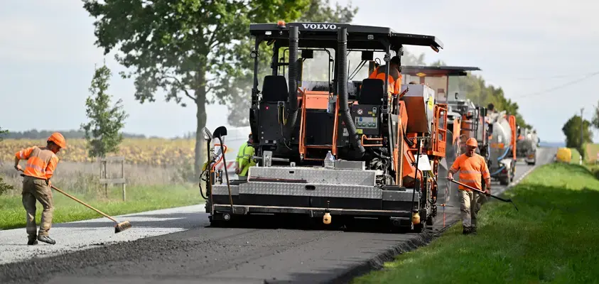 RD338 à La Bazoge : travaux d'enrobés du 23 au 27 mars