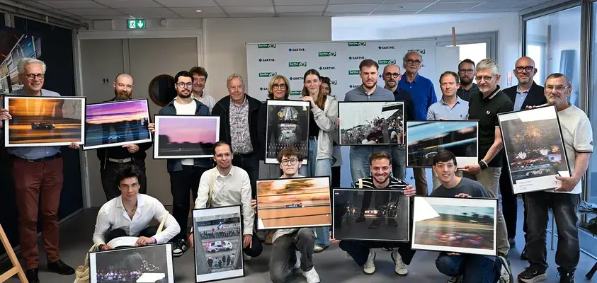 Les photographes passionnés de course automobile 2025 récompensés