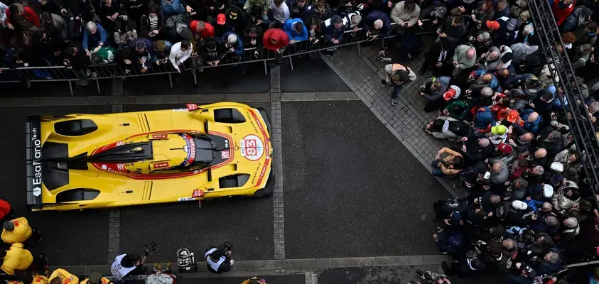 Le Pesage des 24 Heures du Mans : au plus près des pilotes et des bolides