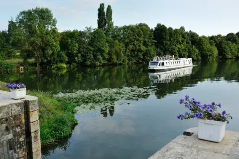 Croisière Apéritive à bord du bateau Le Sablésien