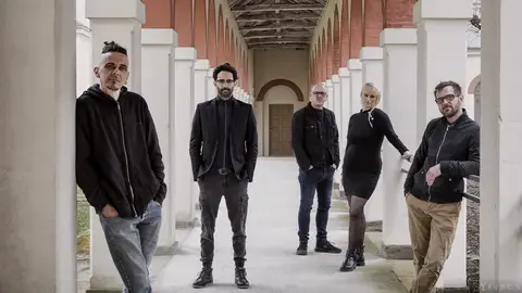 NAKED , en concert pour la sortie de l'album "RISE UP"