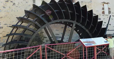 Atelier "Fabrication d'un moulin à aubes"