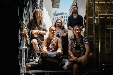 Jazz tangentes · Nairam