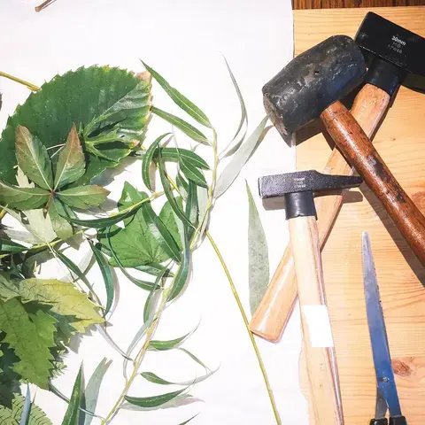 ATELIER FAMILLE "Empreintes végétales"