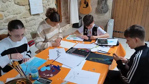 Atelier enfant - Création d'un bâton porte-bonheur par Valérie Cochereau