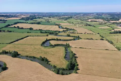 « L’huisne, quand la rivière façonne le pays »