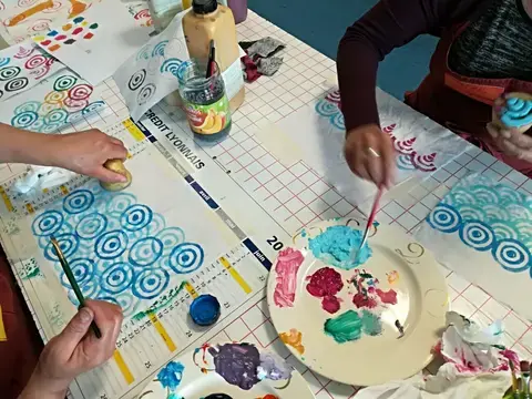 Le Brunch de Mlle Mars Atelier nappes peintes