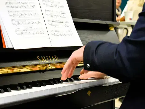 "12 Pianos en résonances" - Music for pianos de Julius Eastman